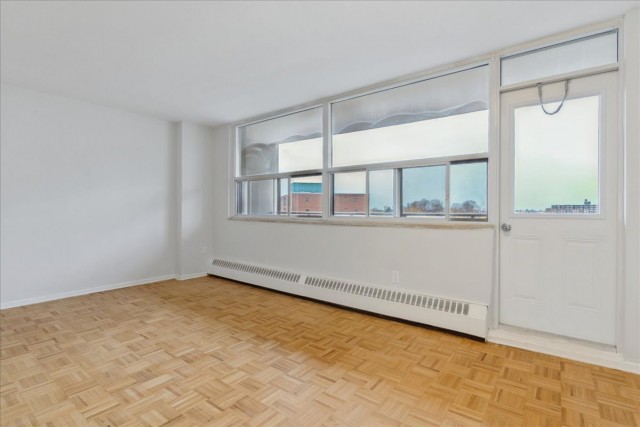 Appartement 2 1/2 Oshawa 1 700 $/mois. Appartement à louer Oshawa