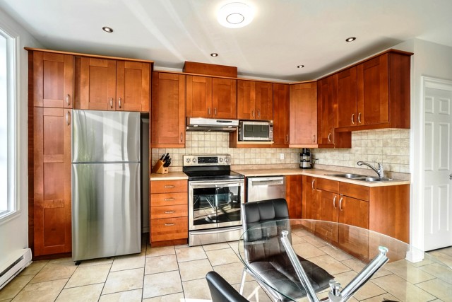  4 1/2 Ville-&Eacute;mard et Côte-Saint-Paul 80 $/jour. Appartement à louer Ville-&Eacute;mard et Côte-Saint-Paul
