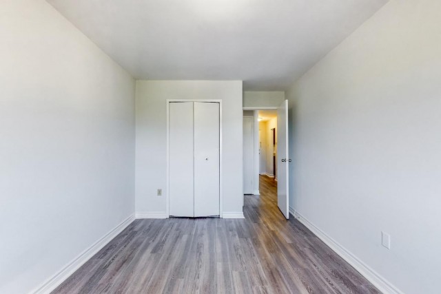 Appartement 2 1/2 London 1 395 $/mois. Appartement à louer London