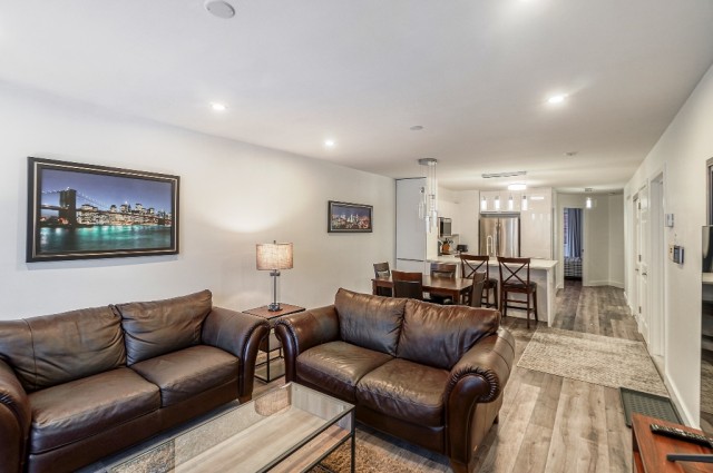 Ahuntsic and Cartierville  2 b. $90/day. Apartment for rent in Ahuntsic and Cartierville