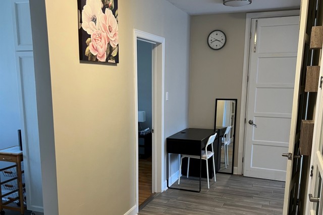 Ahuntsic and Cartierville  2 b. $75/day. Apartment for rent in Ahuntsic and Cartierville