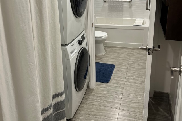 Ahuntsic and Cartierville  1 b. $60/day. Apartment for rent in Ahuntsic and Cartierville