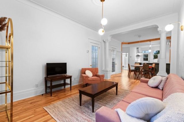 Mirabel  2 b. $80/day. Apartment for rent in Mirabel