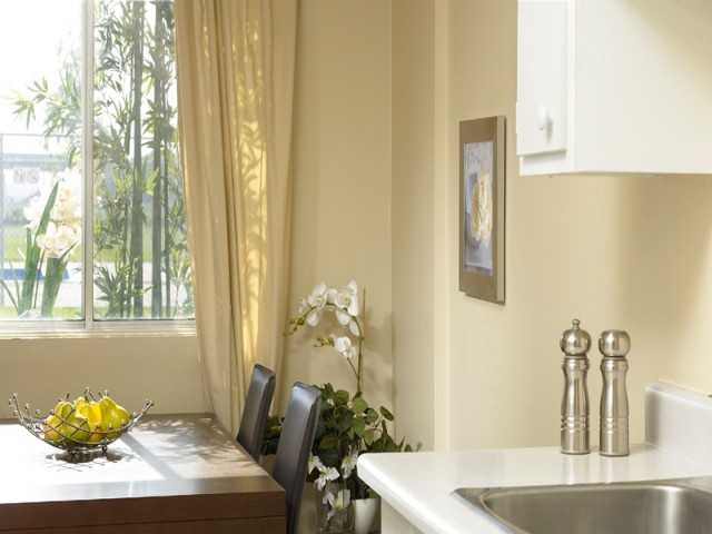 Quebec city Apartment 1-2 b. $945/month. Apartment for rent in Quebec city