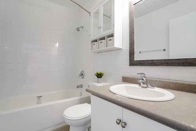 Appartement 2 1/2 Oshawa 1 680 $/mois. Appartement à louer Oshawa