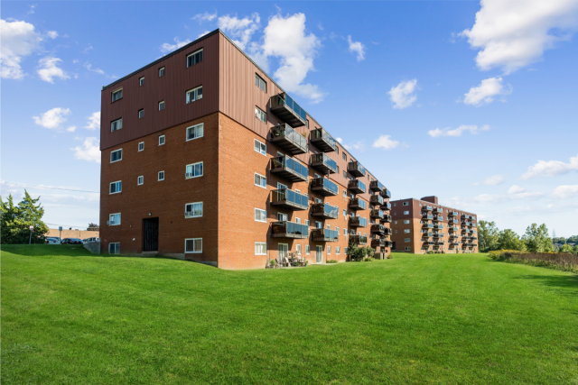 London Apartment 2 b. $1,550/month. Apartment for rent in London