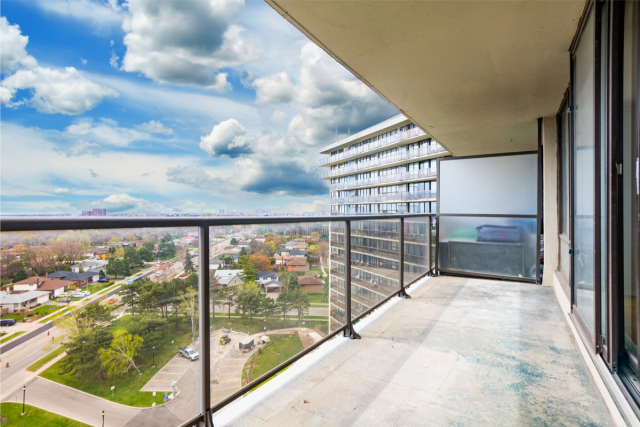 Appartement 4 1/2 Mississauga 2 325 $/mois. Appartement à louer Mississauga
