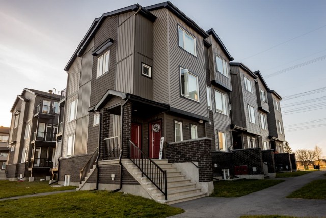 Ottawa Apartment 2 b. $2,100/month. Apartment for rent in Ottawa