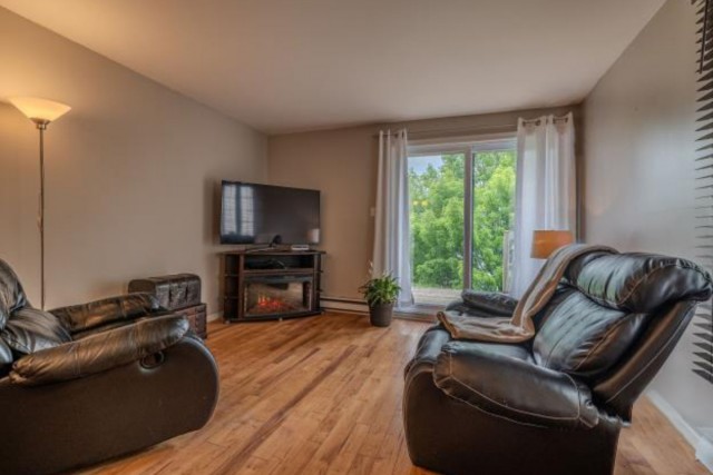  4 1/2 Ville-&Eacute;mard et Côte-Saint-Paul 61 $/jour. Appartement à louer Ville-&Eacute;mard et Côte-Saint-Paul
