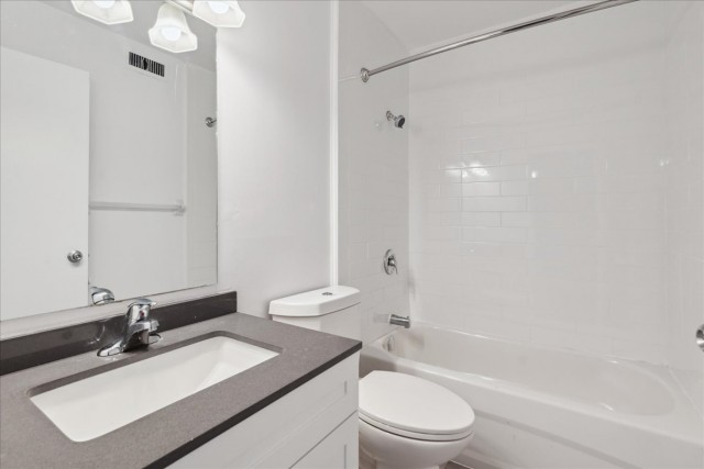 Appartement 2 1/2 London 1 500 $/mois. Appartement à louer London