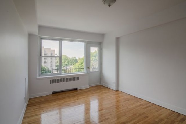 Westmount Apartment 2 b. $1,595/month. Apartment for rent in Westmount