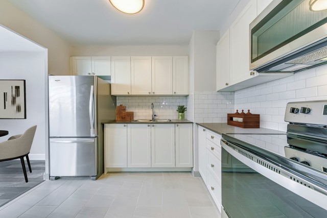 Mississauga Apartment 1 b. $1,975/month. Apartment for rent in Mississauga