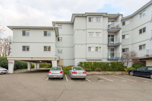 Appartement 4 1/2 Victoria 2 420 $/mois. Appartement à louer Victoria