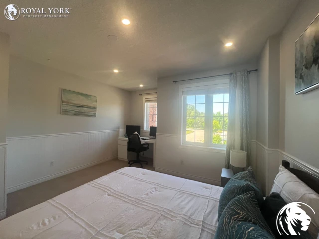 Waterloo Apartment 4+ b. $3,650/month. Apartment for rent in Waterloo