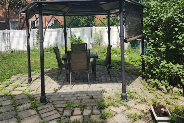 Brossard  2 b. $84/day. Apartment for rent in Brossard