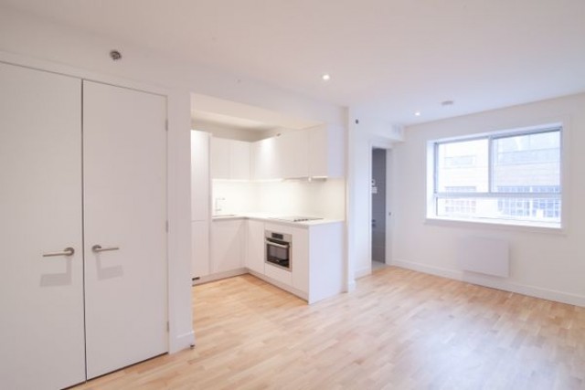 Plateau Mont-Royal Apartment Studio $1,195/month. Apartment for rent in Plateau Mont-Royal