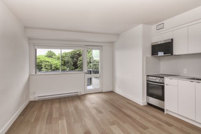 Outremont Apartment Studio $1,358/month. Apartment for rent in Outremont