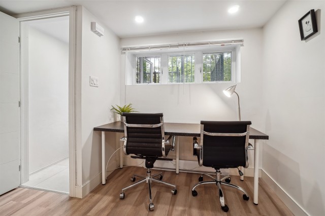  2 1/2 Côte-des-Neiges 58 $/jour. Appartement à louer Côte-des-Neiges