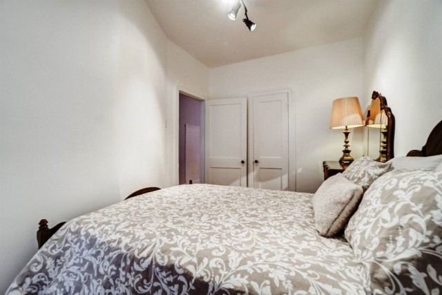 Plateau Mont-Royal  1 b. $64/day. Apartment for rent in Plateau Mont-Royal