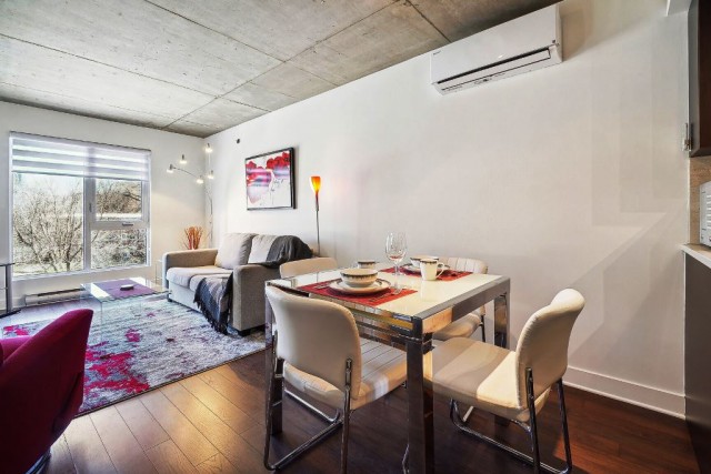 Quartier latin and south-central  1 b. $78/day. Apartment for rent in Quartier latin and south-central