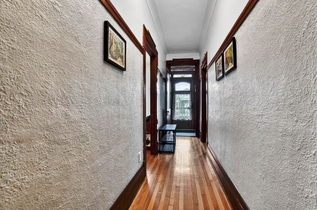 Villeray  3 b. $92/day. Apartment for rent in Villeray
