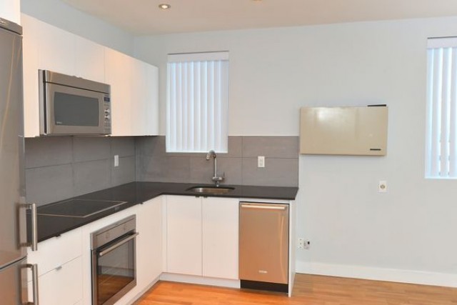 Appartement 2 1/2 Grand Toronto 1 800 $/mois. Appartement à louer Grand Toronto