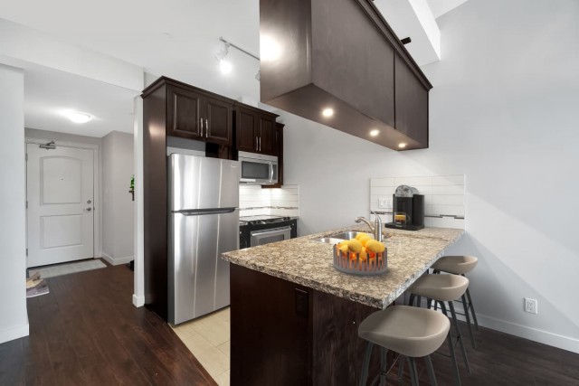 Vancouver Apartment 2-3 b. $2,805/month. Apartment for rent in Vancouver