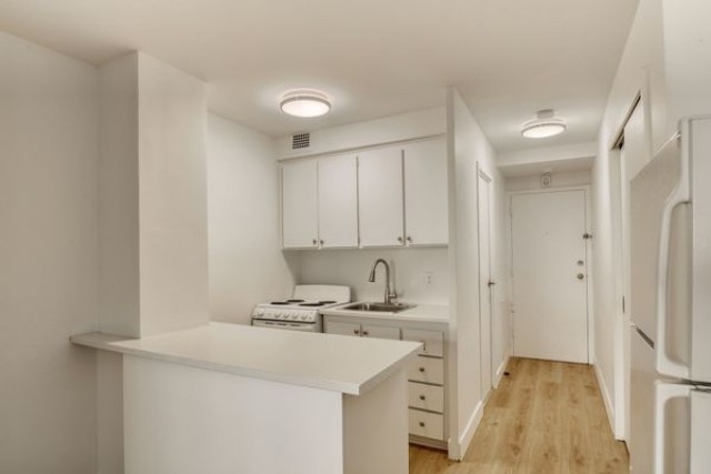 Appartement 1 1/2  1 395 $/mois. Appartement à louer 