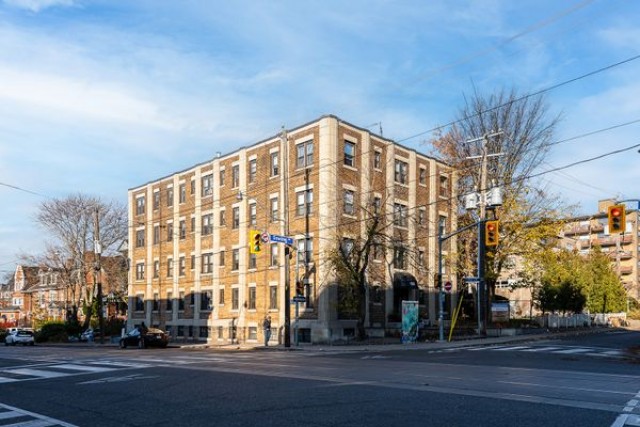 Appartement 1 1/2  1 800 $/mois. Appartement à louer 