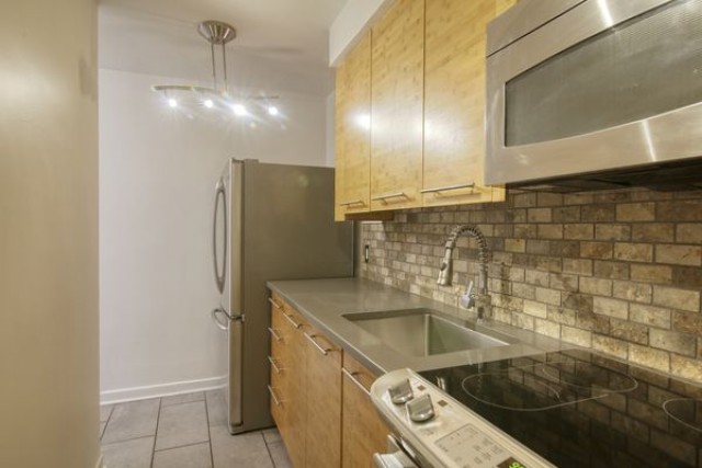 Appartement 1 1/2  1 345 $/mois. Appartement à louer 
