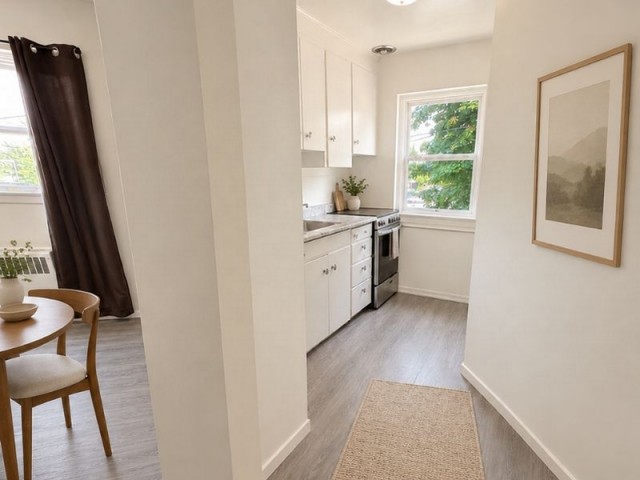 London Apartment Studio $1,400/month. Apartment for rent in London