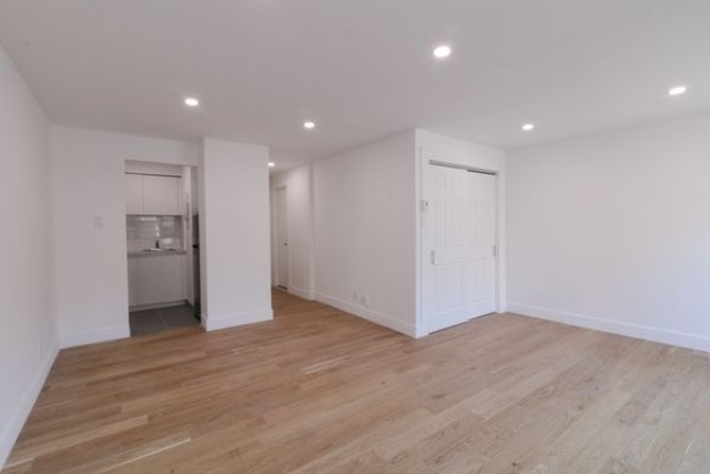 Outremont Apartment Studio $1,085/month. Apartment for rent in Outremont