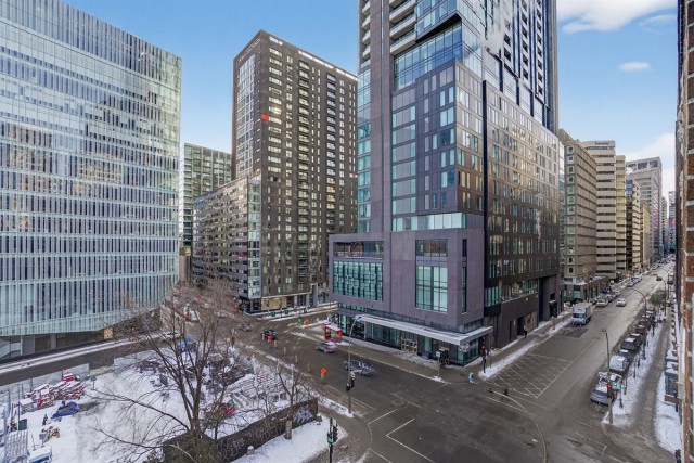 Downtown - Montreal  1 b. $78/day. Apartment for rent in Downtown - Montreal