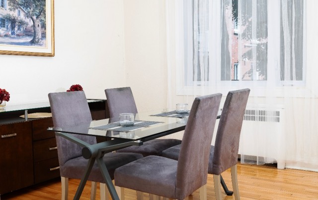  4 1/2 Côte-des-Neiges 85 $/jour. Appartement à louer Côte-des-Neiges