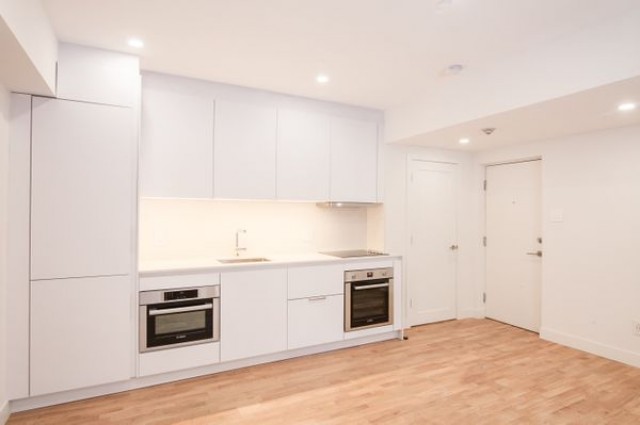 Downtown - Montreal Apartment Studio $1,225/month. Apartment for rent in Downtown - Montreal