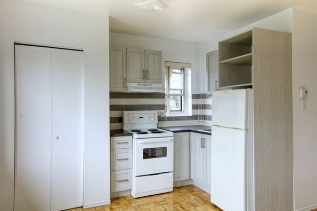 Appartement 2 1/2  1 295 $/mois. Appartement à louer 