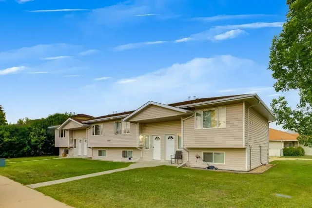 Appartement 4 1/2 Edmonton 1 754 $/mois. Appartement à louer Edmonton