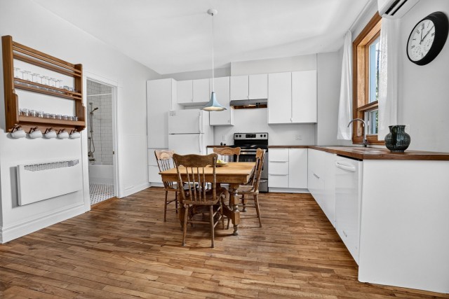 Rosemont,  Petite-Patrie  2 b. $79/day. Apartment for rent in Rosemont,  Petite-Patrie