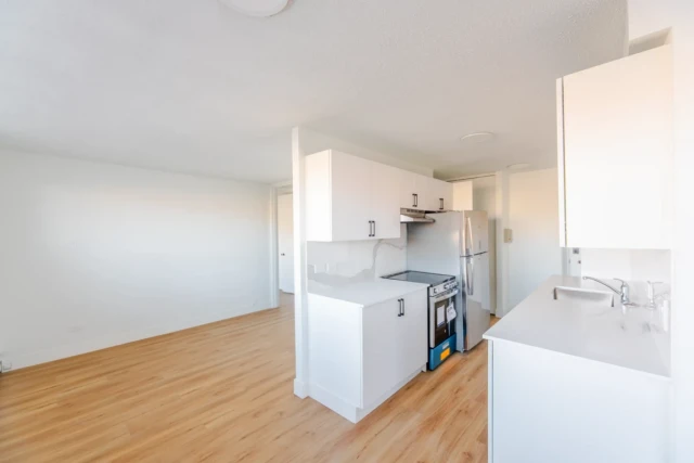 Calgary Apartment 3 b. $2,285/month. Apartment for rent in Calgary