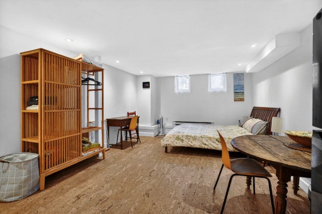 Outremont  1 b. $45/day. Apartment for rent in Outremont