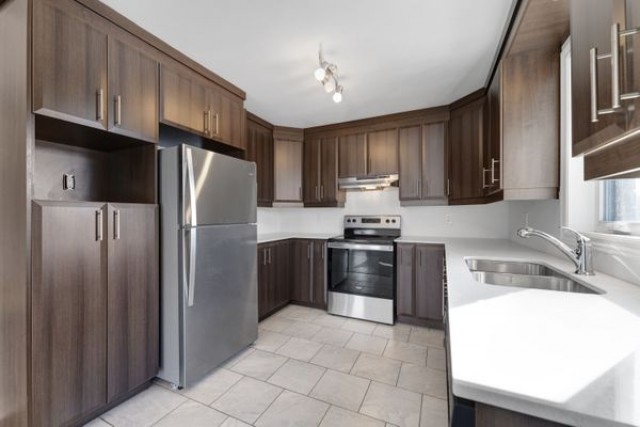 Appartement 4 1/2  1 750 $/mois. Appartement à louer 