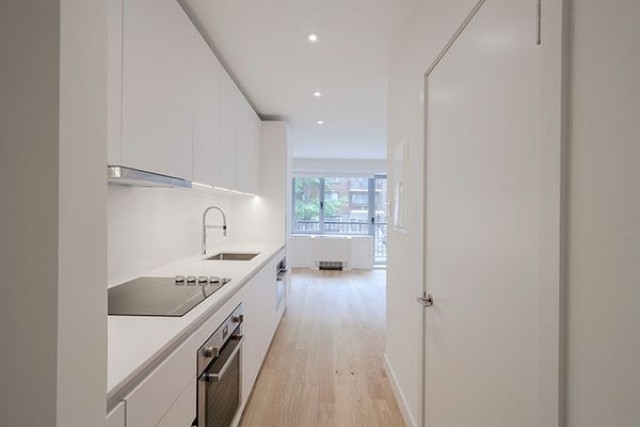 Downtown - Montreal Apartment Studio $1,550/month. Apartment for rent in Downtown - Montreal