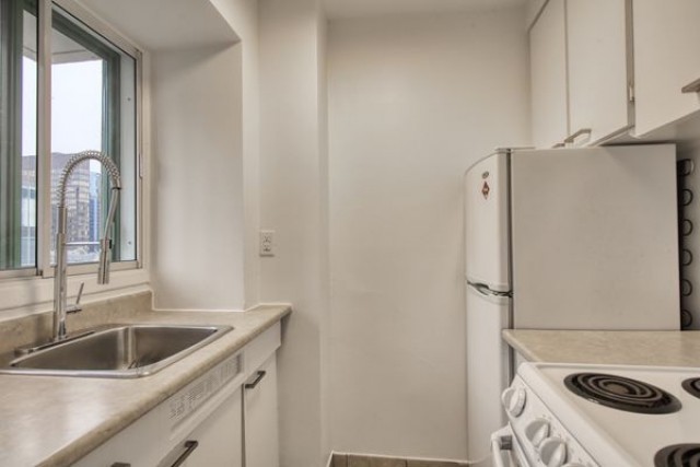 Downtown - Montreal Apartment 1 b. $1,495/month. Apartment for rent in Downtown - Montreal