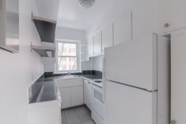 Westmount Apartment 2 b. $1,795/month. Apartment for rent in Westmount