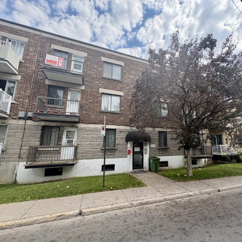 Rosemont,  Petite-Patrie Apartment 2 b. $1,395/month. Apartment for rent in Rosemont,  Petite-Patrie