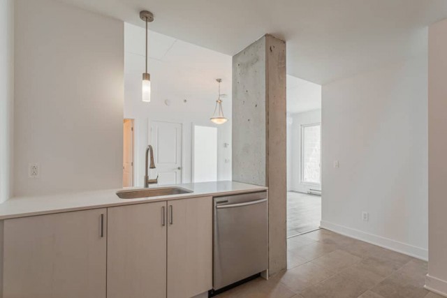 Appartement 4 1/2 St-Léonard 1 695 $/mois. Appartement à louer St-Léonard