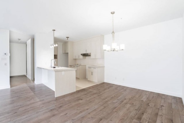 Quebec city Apartment 1-2 b. $1,495/month. Apartment for rent in Quebec city