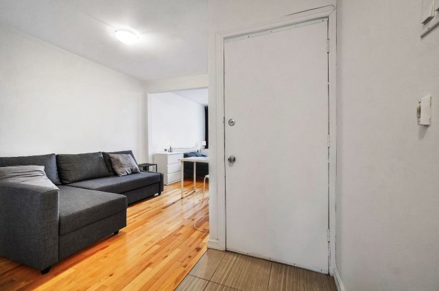 Hochelaga-Maisonneuve  1 b. $53/day. Apartment for rent in Hochelaga-Maisonneuve