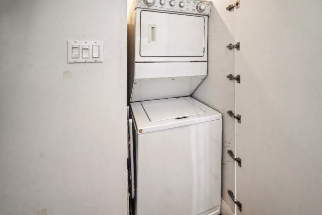 Quartier latin and south-central  1 b. $67/day. Apartment for rent in Quartier latin and south-central