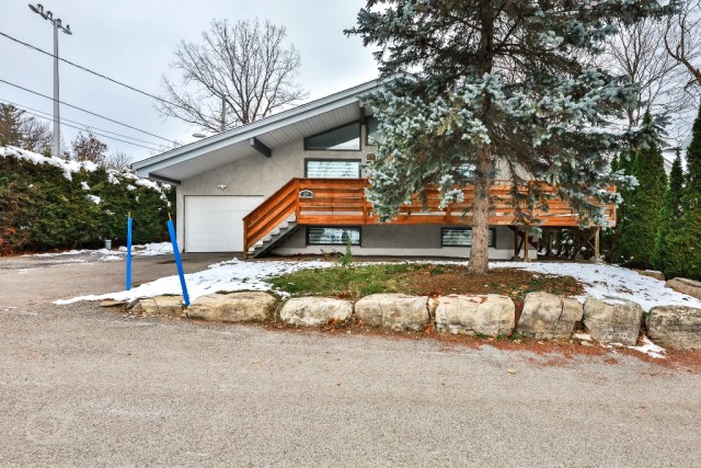 Boisbriand  3 b. $118/day. Apartment for rent in Boisbriand